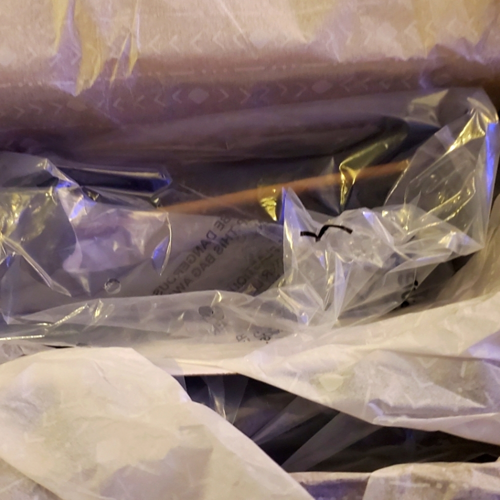 Brand new women's zodiac brand flats size 91/2